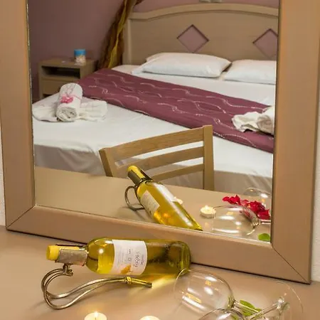 Ξενοδοχείο Thalassies Nouveau 3*