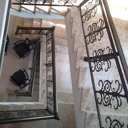 新塔拉西斯酒店