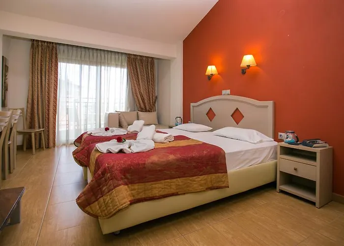 Отель Thalassies Nouveau Лименария